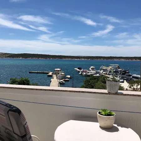 krevet i doručak Aco Barbat na Rabu