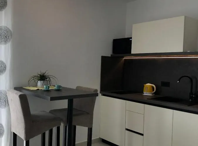 Aco فندق مبيت وإفطار