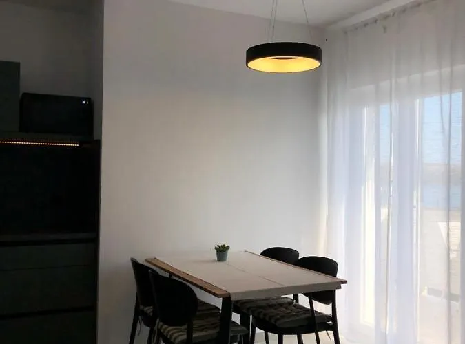 Aco Bed & Breakfast 3*